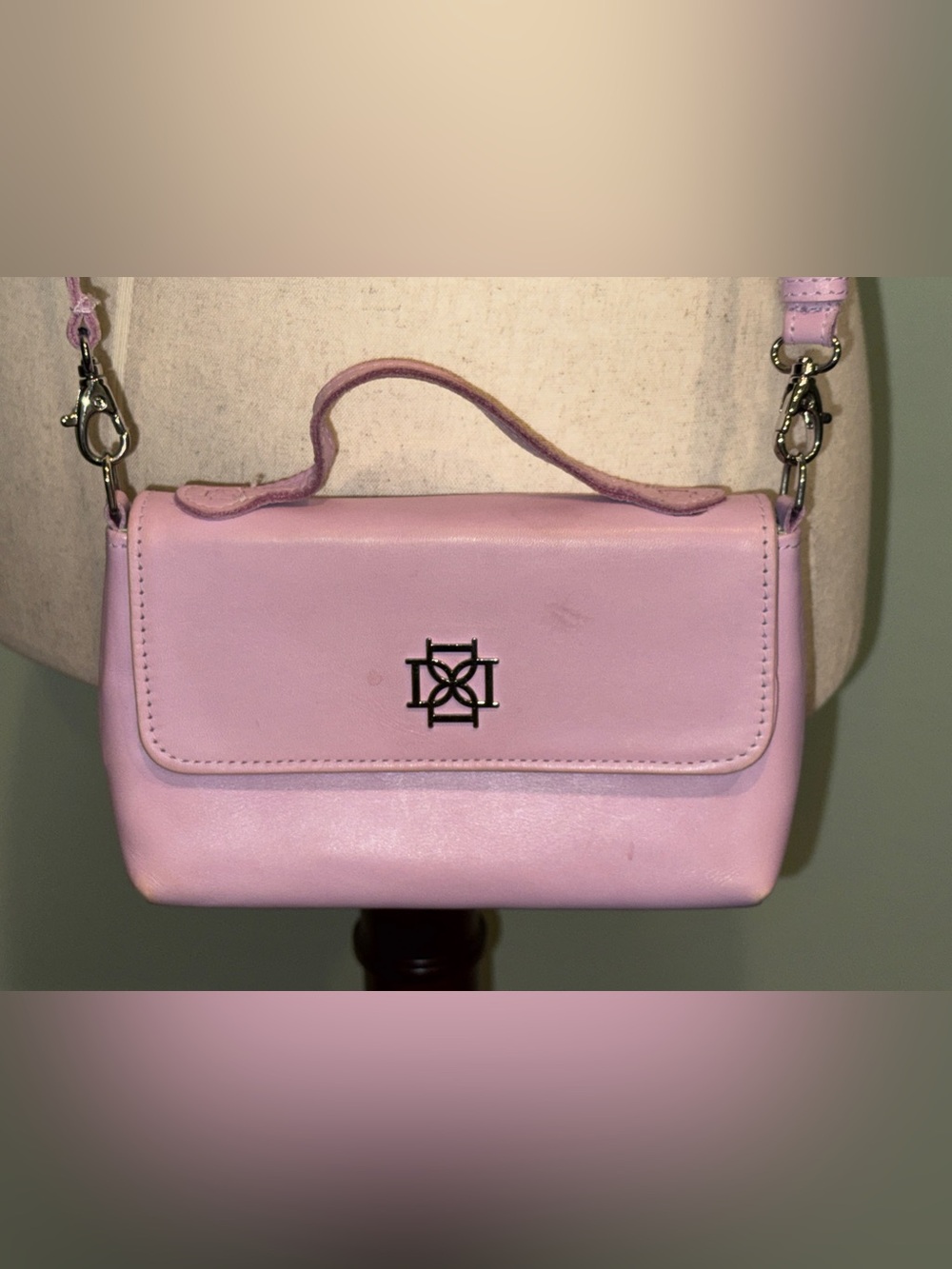 Dominie Luxury The Martini Crossbody Clutch Crocus Petal Lavender Pink - GUC